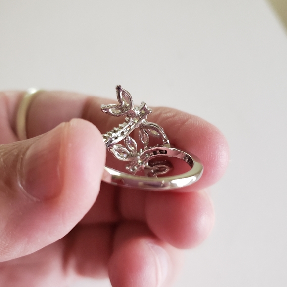 Silver dragon fly ring with CZ stones size 7 - Picture 4 of 4